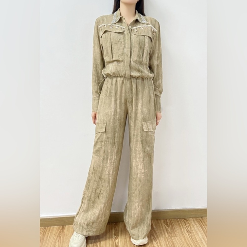 Elegant Shell Trimmed Cargo Pant Set.